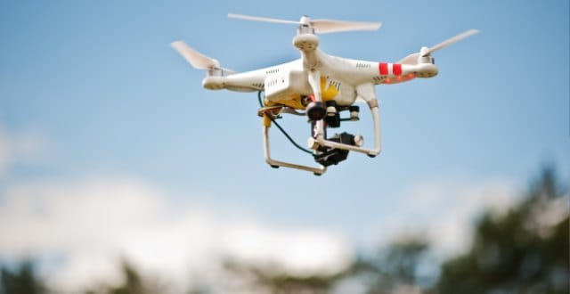 High power density primary battery packs for UAV beacons